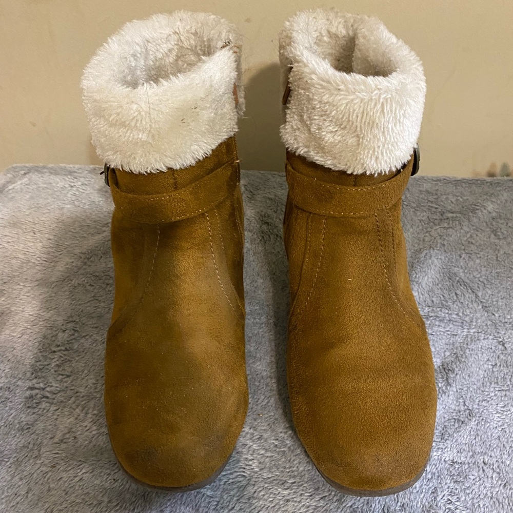 Brown Ankle Boots with White Fur Lining